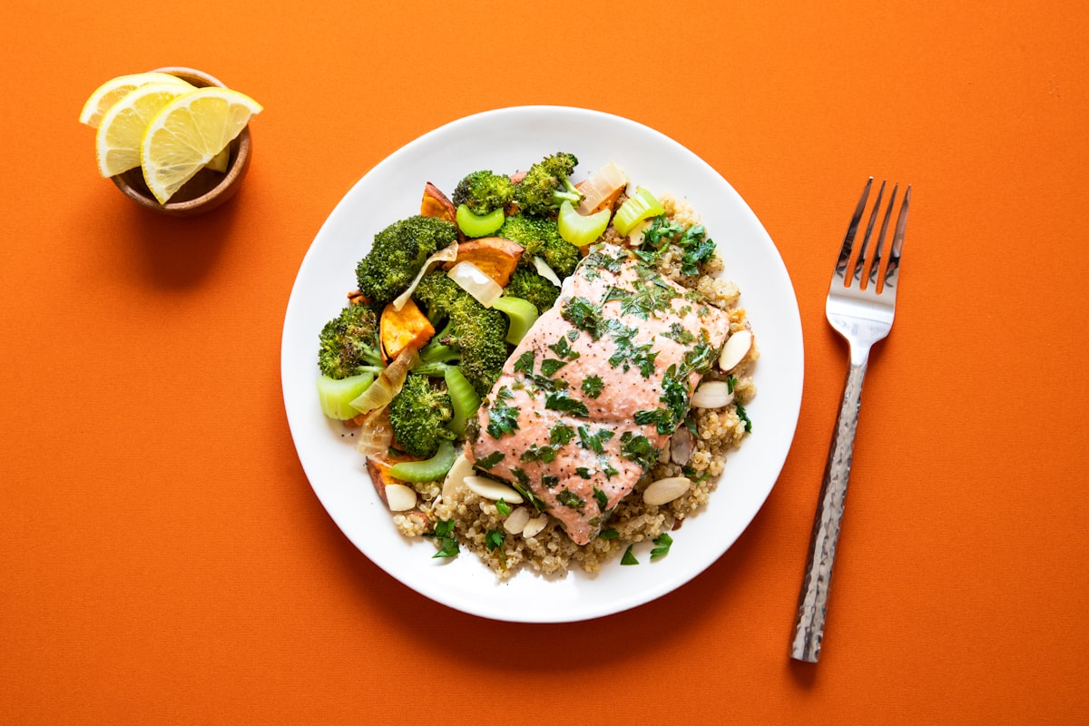 Gluten-Free Salmon with Vegetables