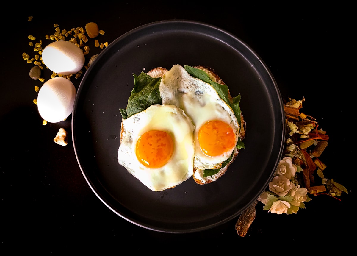 Bell Pepper and Spinach Egg Skillet